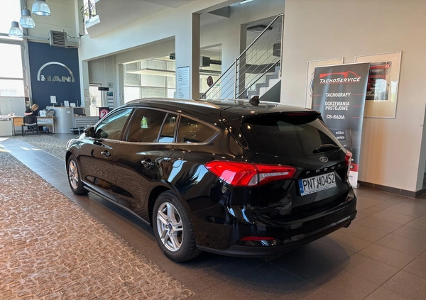 Ford Focus cena 53900 przebieg: 143000, rok produkcji 2019 z Trzebiatów małe 704